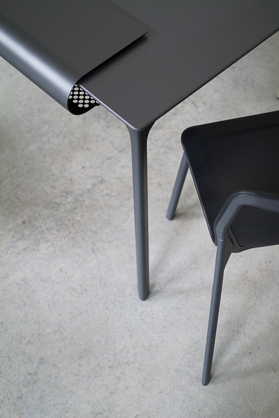 Tune Table for Schellman Furniture - Photo by Jonathan Mauloubier