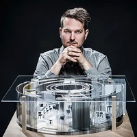 <b>Das Haus – Interiors on Stage</b> for imm cologne 2016 (Sebastian Herkner with the model) - Photo: Lutz Sternstein, courtesy of imm cologne