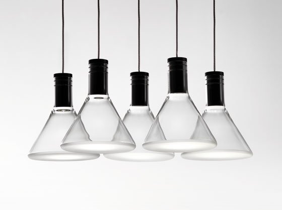 Another of the products available as part of the Multispot range is Polair, which incorporates an LED light source that illuminates the flat frosted-glass base of its conical diffuser