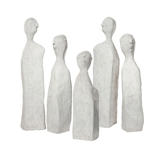 Decorama offers a whole collection of distinctive, eye-catching cement sculptures. Each one is designed to a high aesthetic standard and individually handcrafted by an artist; photo: Decorama