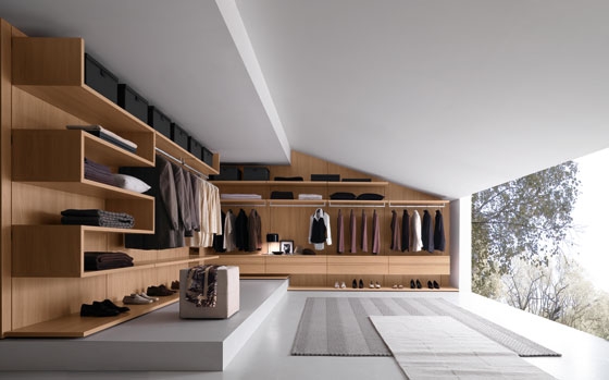 Varius is a walk-in-closet system by Tormena + Nea Design that is customisable in every detail – a perfect combination of planning flexibility, stylistic research and innovation made by Presotto