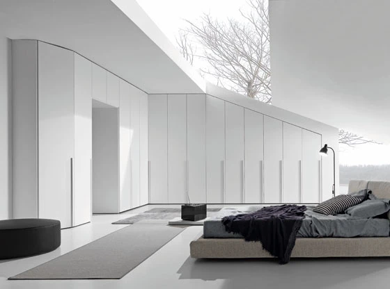 The bedroom wardrobes of Presotto have been conceived to satisfy any aesthetic requirement. Stability, reliability and tailor-made solutions are some of the advantages guaranteed by the innovative and customisable Tecnopolis collection