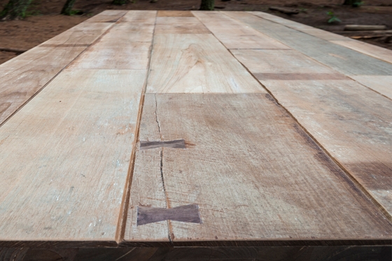 Karpenter's founders, Hugues and Sita Revuelta, understand the value of good design that lets good materials sing. FSC reclaimed teak, American Black Walnut and European White Oak are the three solid woods to which they continually return