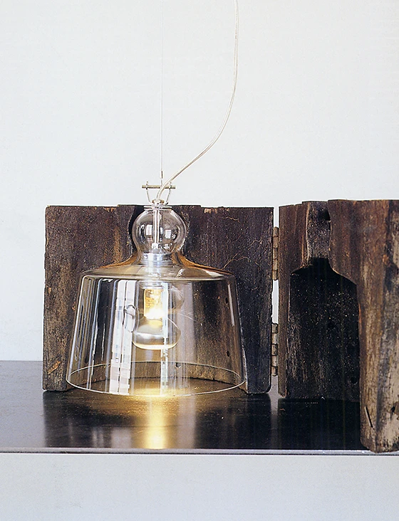 <b>Acquatinta</b> lamp for Produzione Privata - Photo © aMDL