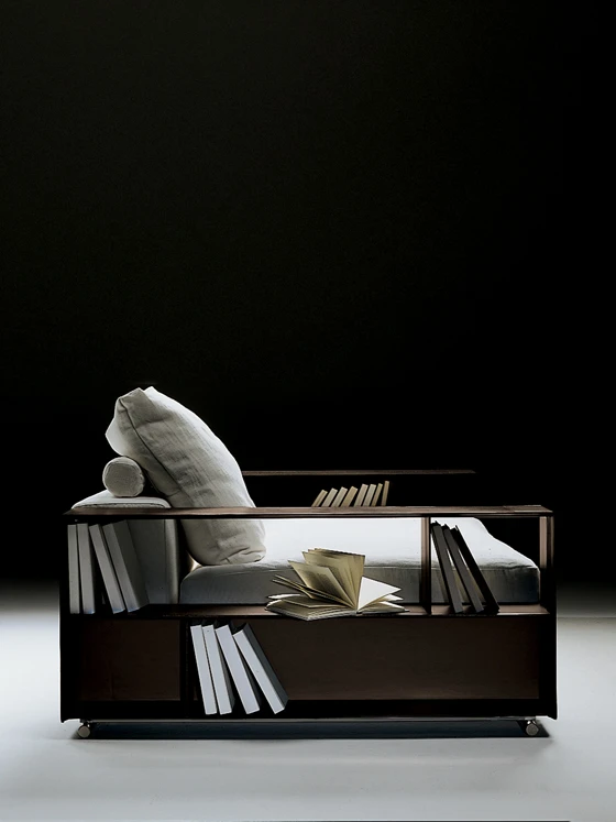 Sales of Groundpiece continue to grow. Four years in development, Citterio believes part of its success and timelessness is down to the juxtaposition of the soft, goose-down-filled cushions with the “rigorous cowhide leather units”