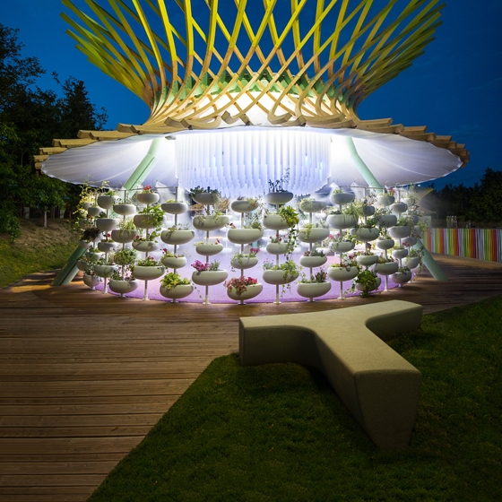 Lire l’histoire 50 Shades: Linea Light Group