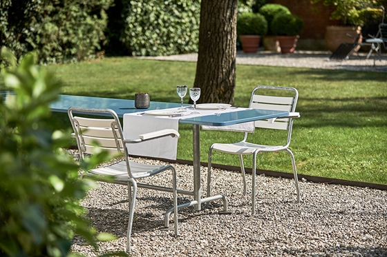 Tried and tested: the classic garden table and chairs are Atelier Alinea’s best sellers