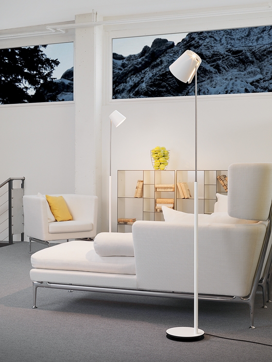 Ray of light: the adjustable FEZ floor lamp produces a bright beam and attractive shadows