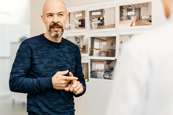 Arndt Johannes, founder and managing director of sooii: "We develop sophisticated architectural designs as if we were building them out of real stone and glass – down to the smallest detail and from the initial idea to the finished planning."