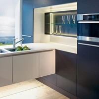 Alles dabei: Küchenbau beinhaltet Lichtplanung, Oberflächendesign, Ergonomieaspekte und noch vieles mehr