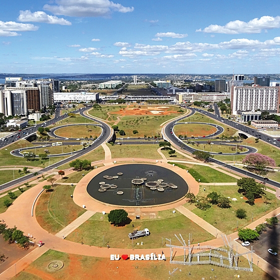Lire l’histoire Brasília: Eine Stadt in Bewegung (Teil I)