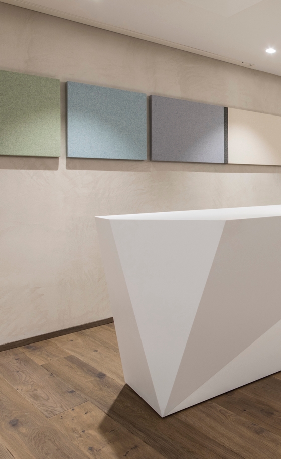 Der deutsche Hersteller acousticpearls hat sich im letzten Jahrzehnt als die relevante Marke für Innenarchitekten und Planer etabliert, die Produkte zur Steigerung der akustischen Raumqualität im Premiumsegment suchen. Foto: Brem+Zehnder AG