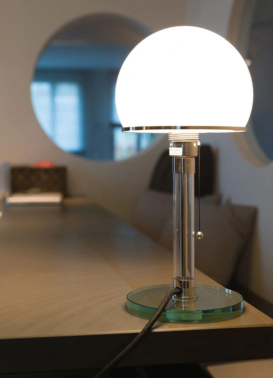 Wagenfeld-Tischleuchte WG 24