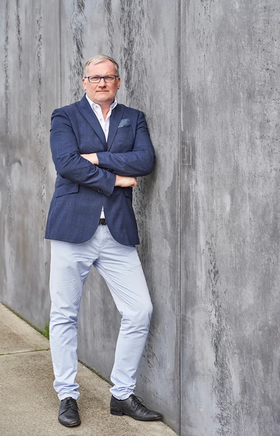 CEO Clemens Lünig and his team: "Most spaces suffer from less-than-optimal acoustics. Our role is a transformative one – to improve the quality of experience for users of spaces"
