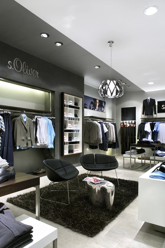 Plajer & Franz Studio wollten für verschiedene Einzelhandelsprojekte High-End-Markenerlebnisse kreieren, die sich durch Wärme und Luxus auszeichnen. Sie nutzten THE ATELIER, um perfekt massgeschneiderte Bodenbelagslösungen zu entwickeln