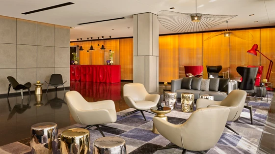kymo does London: Besucher der Hotelkette Park Plaza in der britischen Hauptstadt erleben dank kymo massgeschneiderte Teppichböden. "Die hohe Qualität der Produkte von kymo hat sich immer wieder bewährt", sagt Eyal Shoan von Digital Space