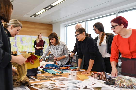 Experts at work: The Trendtable, consisting of the seven international agencies Carlin International, Dan Project, FranklinTill Studio, Felix Diener, Spott Trends & Business, Stijlinstituut Amsterdam and the WGSN Group works out the trends for 2018/2019