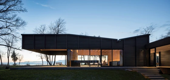 Michigan Lake House, Leelanau County, USA, 2016, by Desai Chia. Photos: Paul Warchol