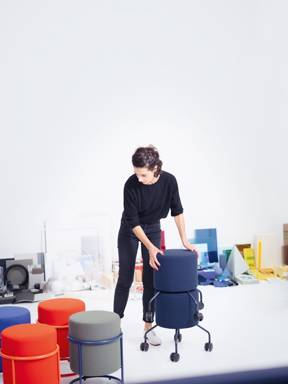 FLOATER SOFA, 3-SEATER - Sofas from COR Sitzmöbel | Architonic