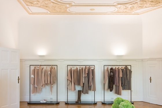 The track-mounted fbl spotlight (top; Dior flagship store, Malaysia) is one of mawa’s bestsellers, while the one-piece 8 uplight (above) is a new addition to the portfolio. Both are milled out of a single piece of metal and folded to form a rectangle