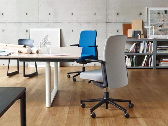 PACIFIC CHAIR. Photo: © Vitra