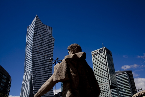 Warsaw's growing skyline testifies to Poland’s renewed economic dynamism, and architects from far and wide want in on the action. Daniel Libeskind's contribution to the capital is Złota 44, the country's tallest residential building. Photo: Libeskind