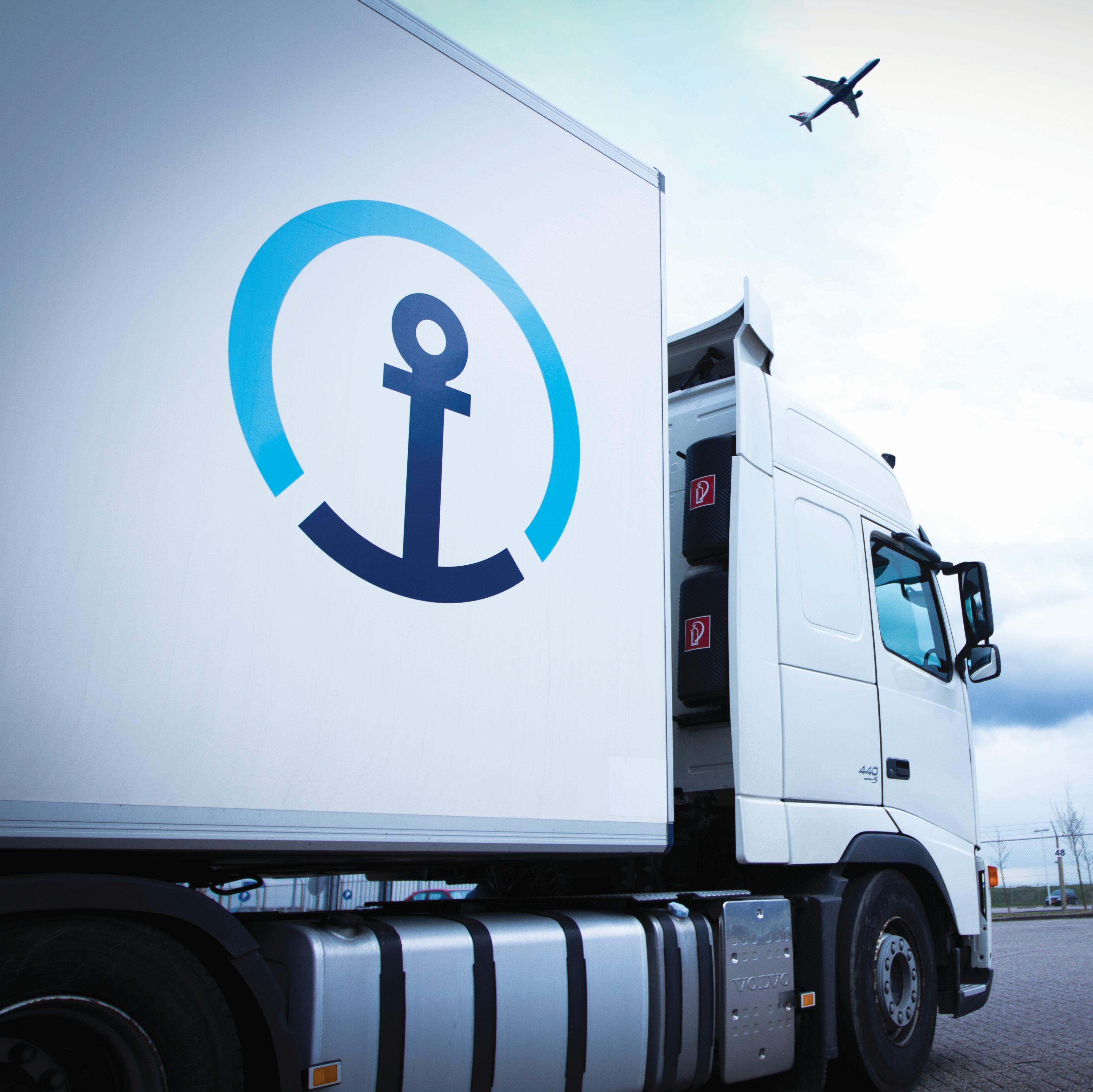Read story The Full Monty: Welcome to Premium Project Logistics