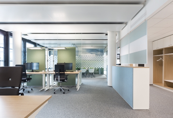 Axa, Hamburg (Germany) – Interior design: merTens AG, Photographer: Andrea Dingeldein Products: Pensum, Crew und Prisma 2