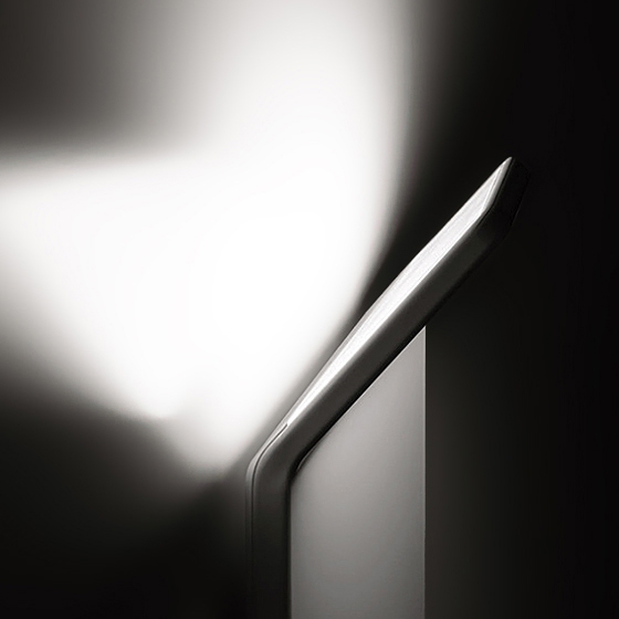 Read story Winglet Wireless Wall Luminaire: Ready for takeoff?