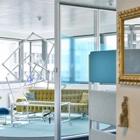 Individuality instead of uniformity: In addition to the latest in state-of-the-art technology, Orgatec also presents sophisticated design alternatives that go far beyond monotone grey. Small details can make a big impact