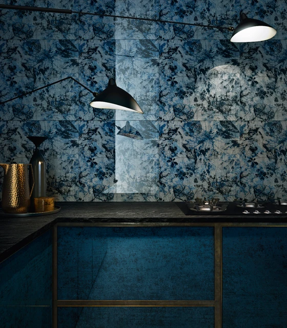 Sicis has taken the bold step of expanding into the world of interior furnishings, lighting and wall treatments that utilise different materials, such as the engineered-glass Vetrite panels