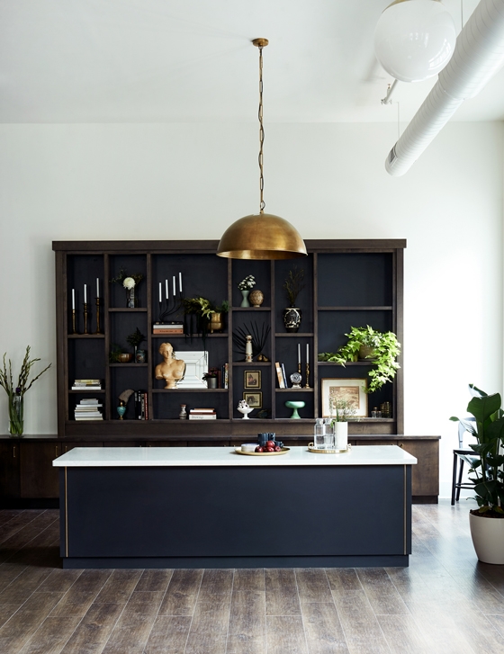 Beauty Shoppe Pitt Building is flexible enough to cater to lone entrepreneurs as well as larger teams, all within the “boutique hotel” environment created by the company’s in-house interior designers. Photos: Alexandra Ribar for Beauty Shoppe